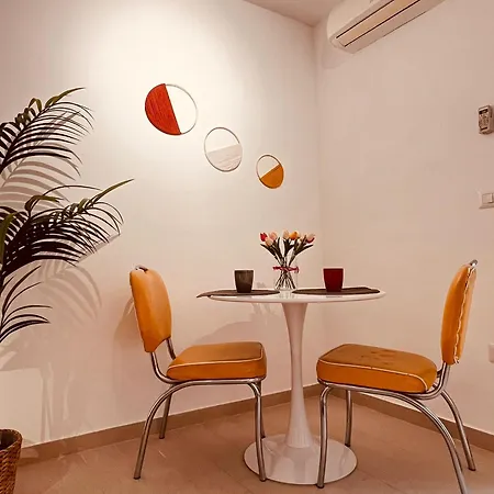 Jaro' Homes バーリ
